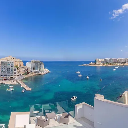 Seafront Penthouse Triplex- Roof Terrace & Hot Tub Apartamento *